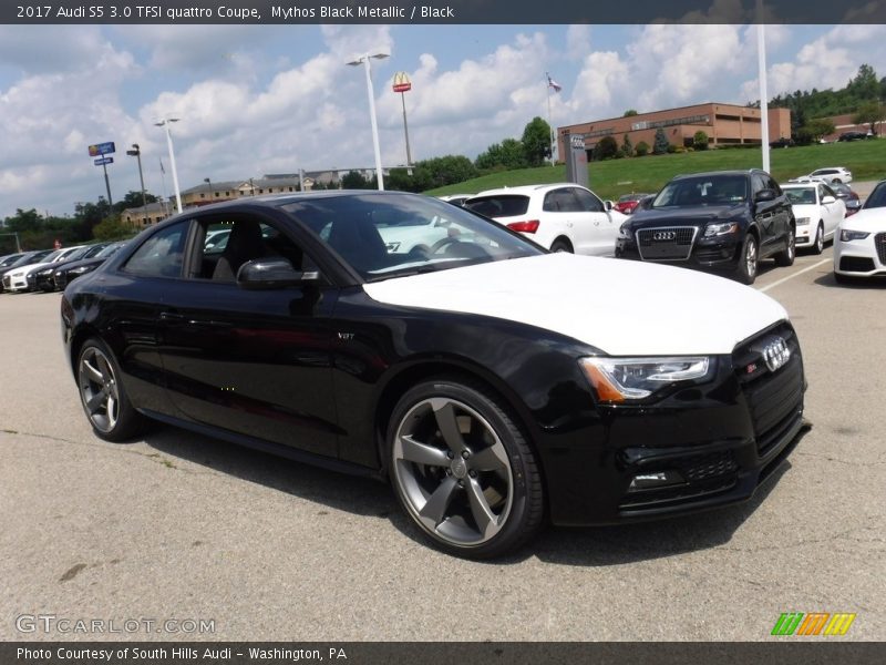 Front 3/4 View of 2017 S5 3.0 TFSI quattro Coupe