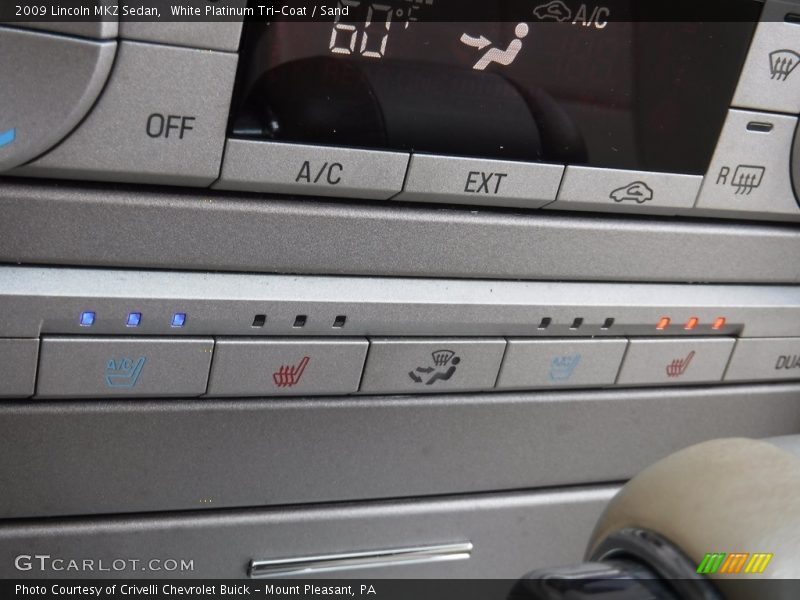 White Platinum Tri-Coat / Sand 2009 Lincoln MKZ Sedan