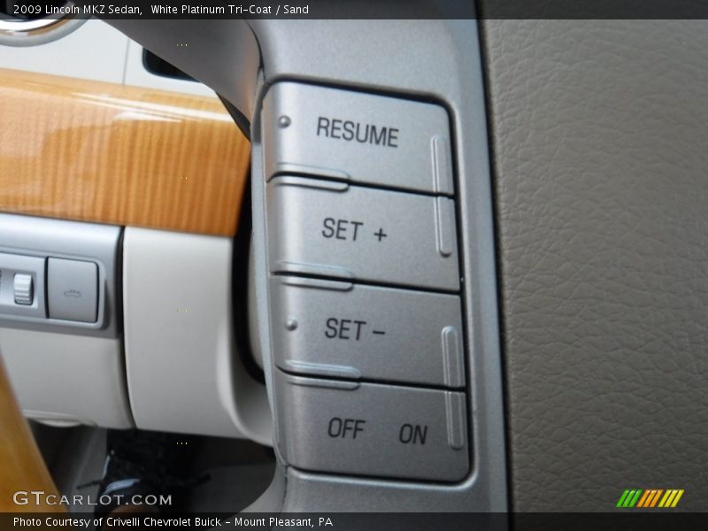 White Platinum Tri-Coat / Sand 2009 Lincoln MKZ Sedan