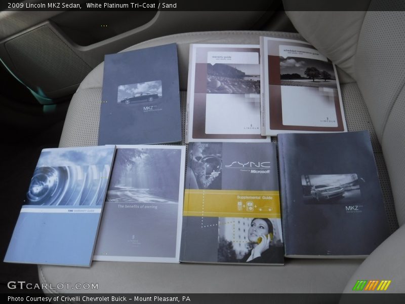 White Platinum Tri-Coat / Sand 2009 Lincoln MKZ Sedan