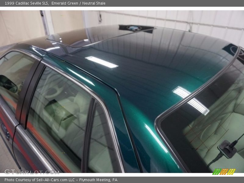 Emerald Green / Neutral Shale 1999 Cadillac Seville SLS