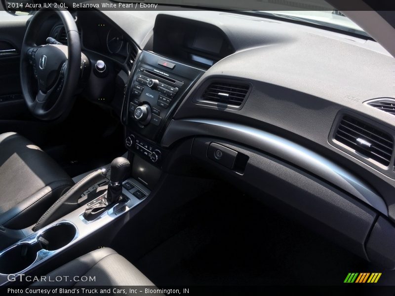 Bellanova White Pearl / Ebony 2014 Acura ILX 2.0L