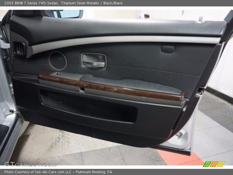 Titanium Silver Metallic / Black/Black 2003 BMW 7 Series 745i Sedan