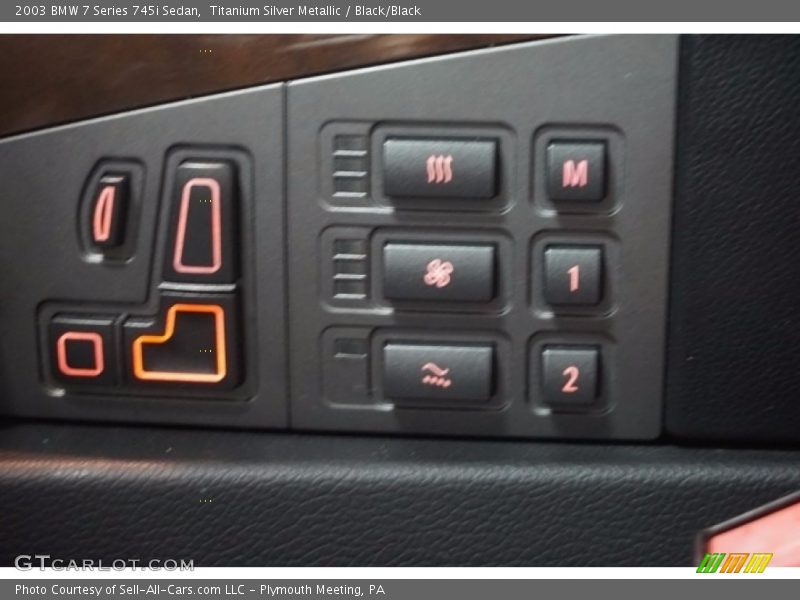 Titanium Silver Metallic / Black/Black 2003 BMW 7 Series 745i Sedan