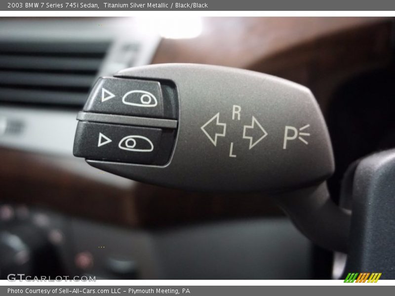 Titanium Silver Metallic / Black/Black 2003 BMW 7 Series 745i Sedan