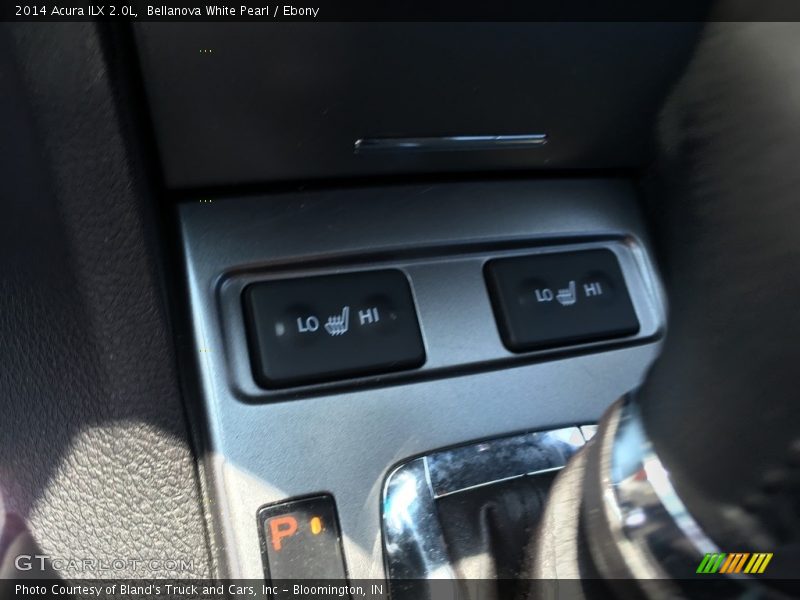 Bellanova White Pearl / Ebony 2014 Acura ILX 2.0L