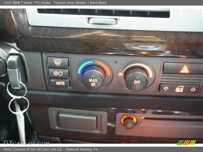 Titanium Silver Metallic / Black/Black 2003 BMW 7 Series 745i Sedan
