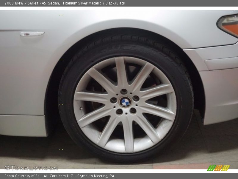 Titanium Silver Metallic / Black/Black 2003 BMW 7 Series 745i Sedan