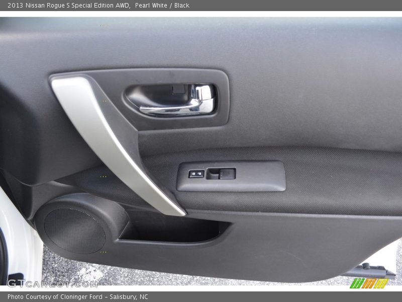 Pearl White / Black 2013 Nissan Rogue S Special Edition AWD