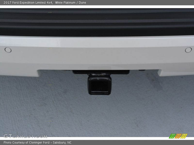 White Platinum / Dune 2017 Ford Expedition Limited 4x4