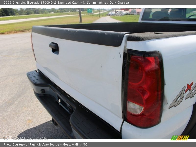 Summit White / Dark Charcoal 2006 Chevrolet Silverado 2500HD LS Extended Cab 4x4