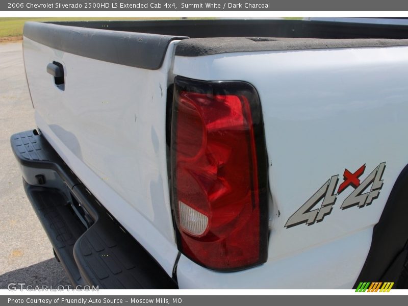 Summit White / Dark Charcoal 2006 Chevrolet Silverado 2500HD LS Extended Cab 4x4