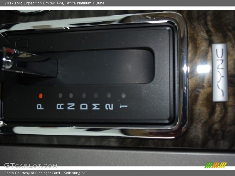 White Platinum / Dune 2017 Ford Expedition Limited 4x4