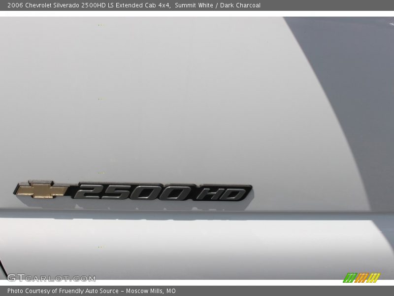 Summit White / Dark Charcoal 2006 Chevrolet Silverado 2500HD LS Extended Cab 4x4