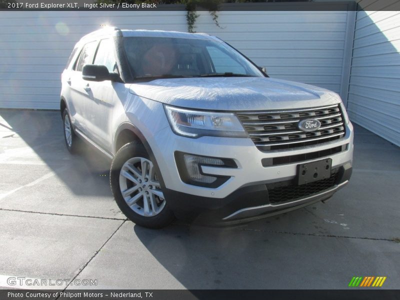 Ingot Silver / Ebony Black 2017 Ford Explorer XLT