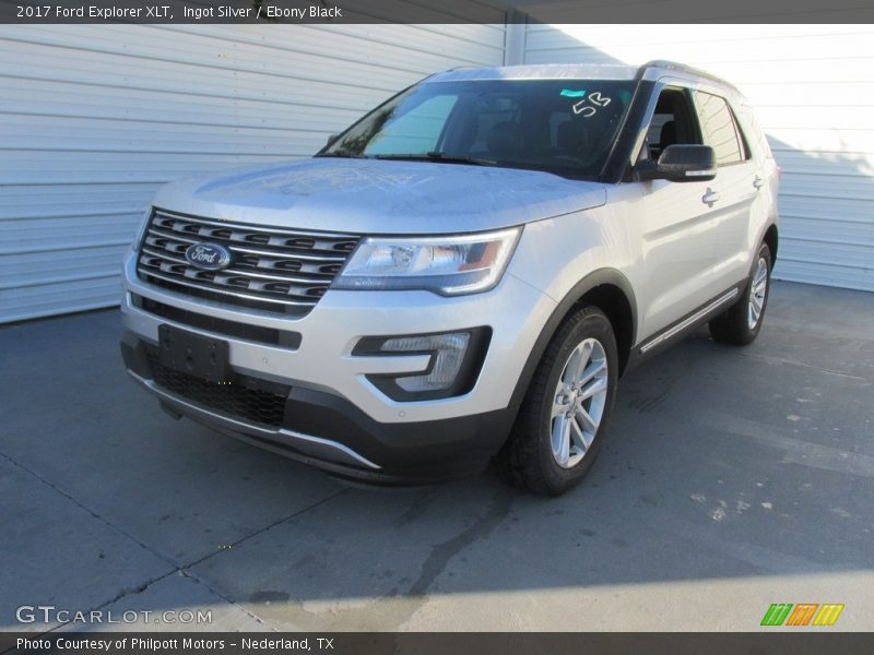 Ingot Silver / Ebony Black 2017 Ford Explorer XLT