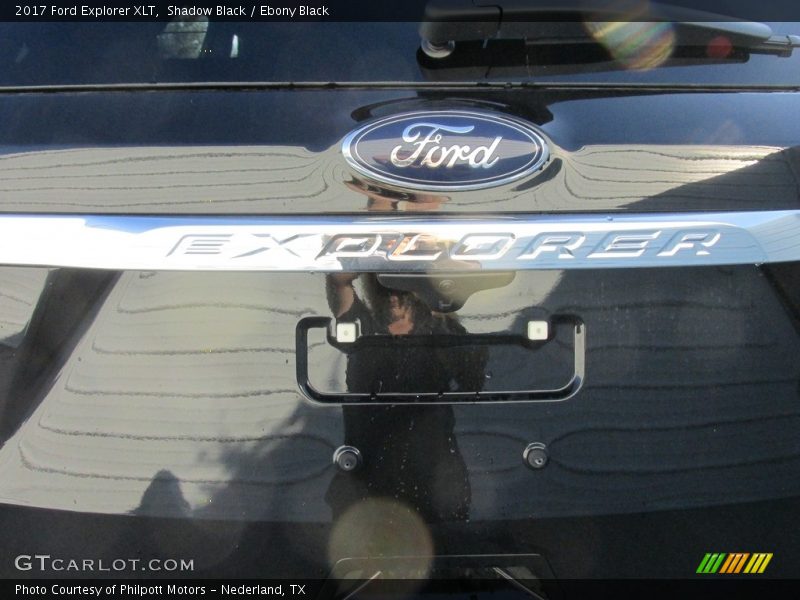 Shadow Black / Ebony Black 2017 Ford Explorer XLT