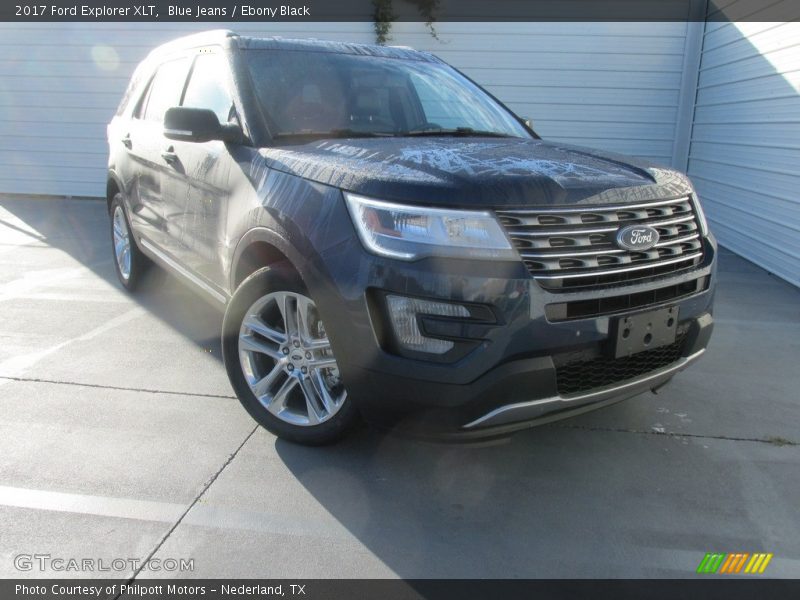 Blue Jeans / Ebony Black 2017 Ford Explorer XLT