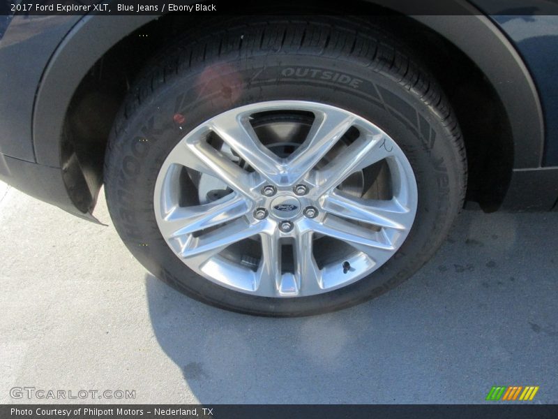 Blue Jeans / Ebony Black 2017 Ford Explorer XLT