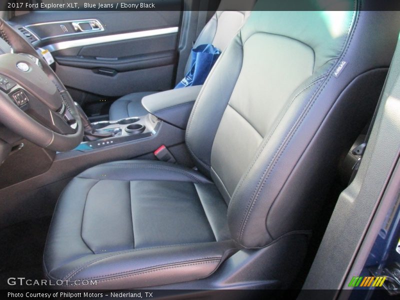 Blue Jeans / Ebony Black 2017 Ford Explorer XLT