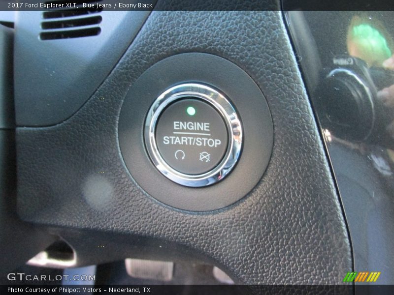 Blue Jeans / Ebony Black 2017 Ford Explorer XLT