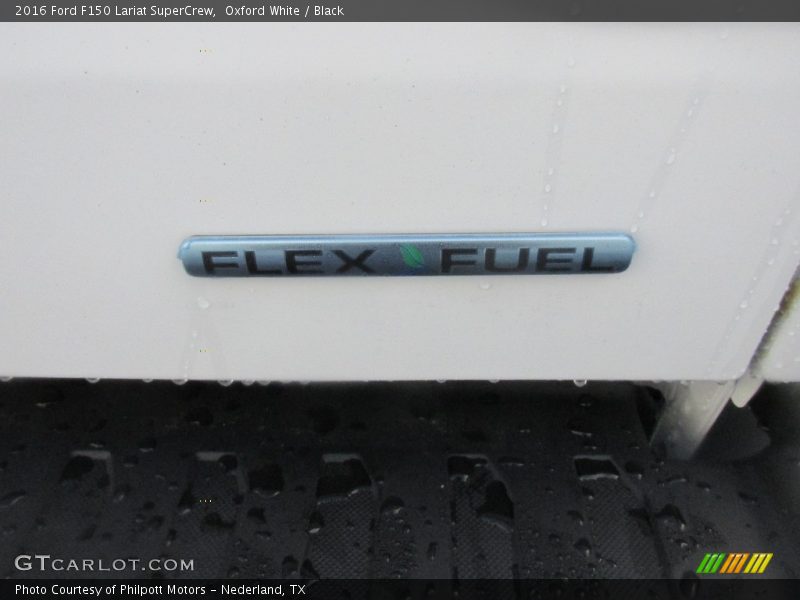 Oxford White / Black 2016 Ford F150 Lariat SuperCrew