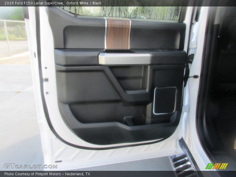 Oxford White / Black 2016 Ford F150 Lariat SuperCrew