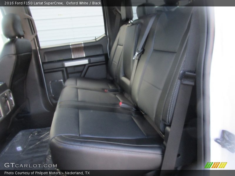 Oxford White / Black 2016 Ford F150 Lariat SuperCrew