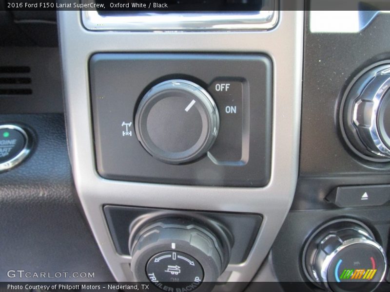 Oxford White / Black 2016 Ford F150 Lariat SuperCrew
