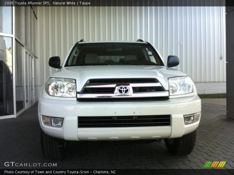 Natural White / Taupe 2005 Toyota 4Runner SR5