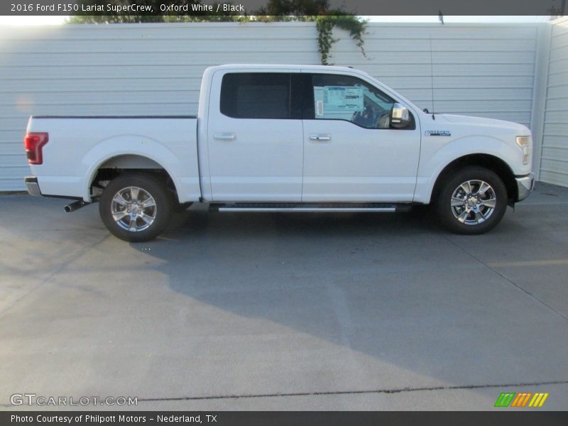 Oxford White / Black 2016 Ford F150 Lariat SuperCrew
