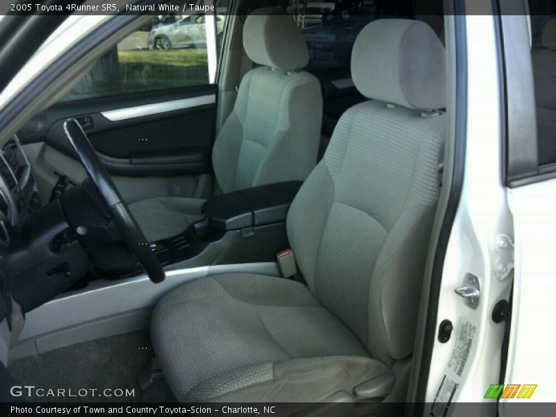 Natural White / Taupe 2005 Toyota 4Runner SR5