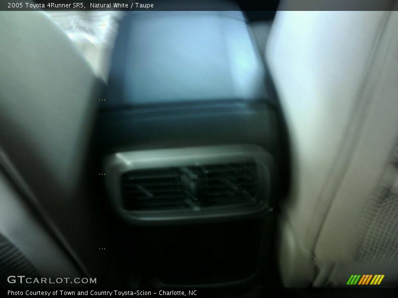 Natural White / Taupe 2005 Toyota 4Runner SR5