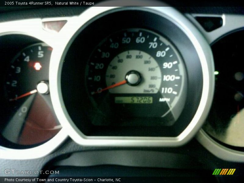 Natural White / Taupe 2005 Toyota 4Runner SR5