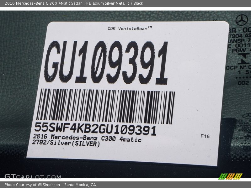 Palladium Silver Metallic / Black 2016 Mercedes-Benz C 300 4Matic Sedan
