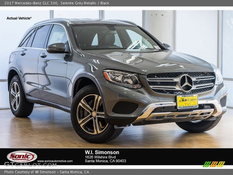 Selenite Grey Metallic / Black 2017 Mercedes-Benz GLC 300