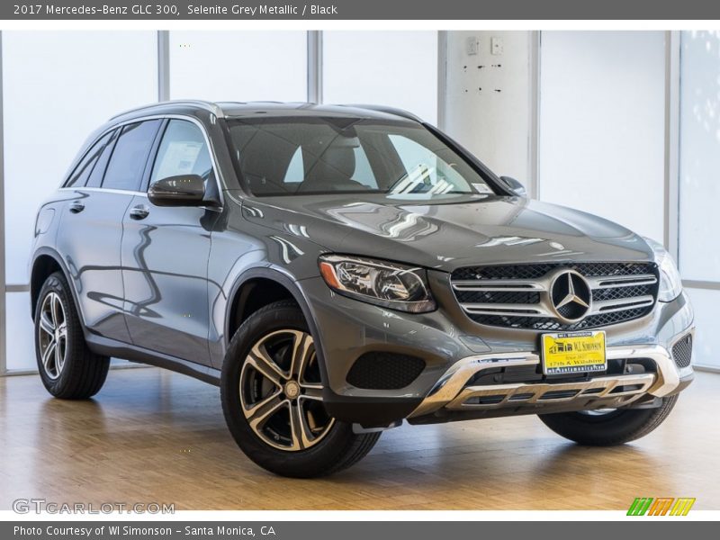 Selenite Grey Metallic / Black 2017 Mercedes-Benz GLC 300