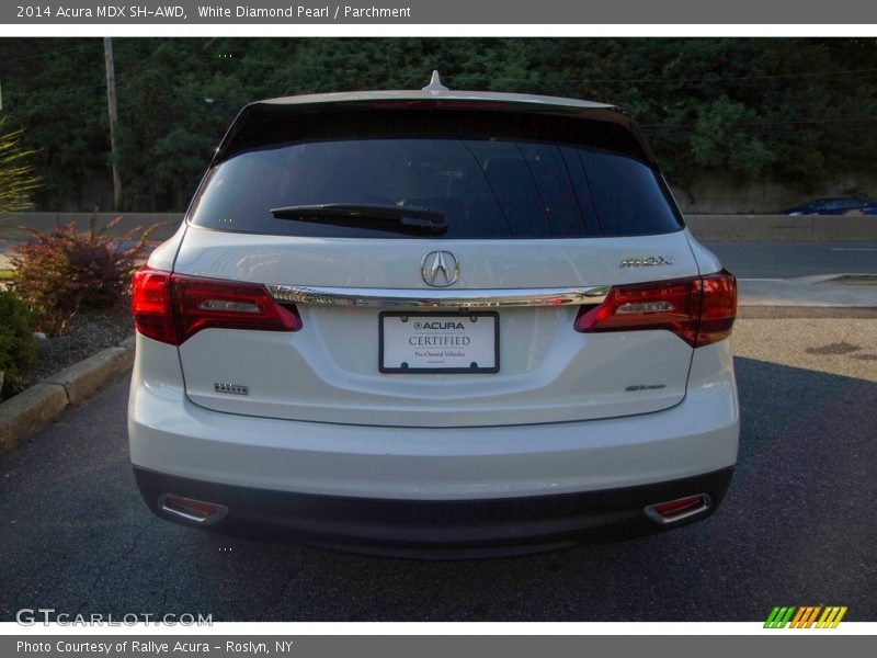 White Diamond Pearl / Parchment 2014 Acura MDX SH-AWD