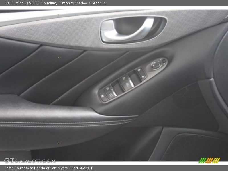 Graphite Shadow / Graphite 2014 Infiniti Q 50 3.7 Premium