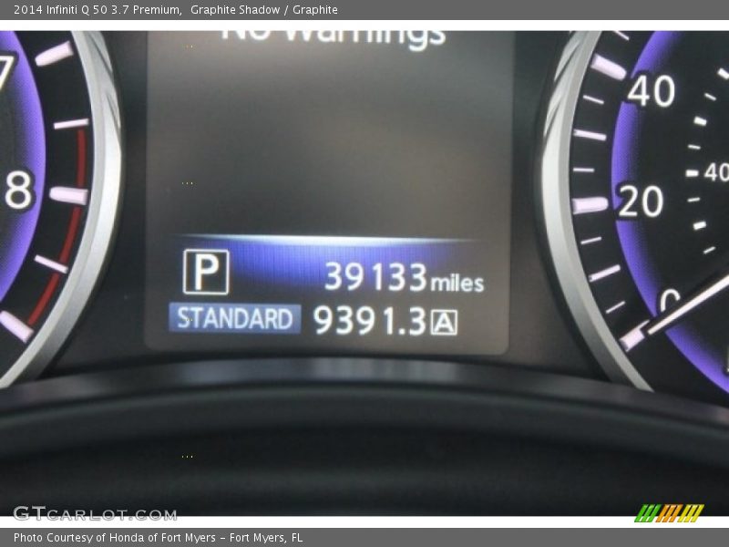 Graphite Shadow / Graphite 2014 Infiniti Q 50 3.7 Premium