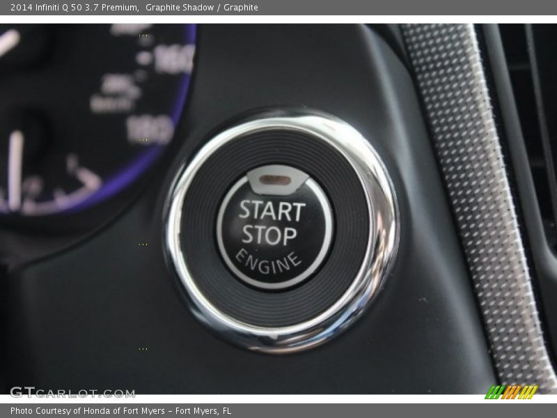 Graphite Shadow / Graphite 2014 Infiniti Q 50 3.7 Premium