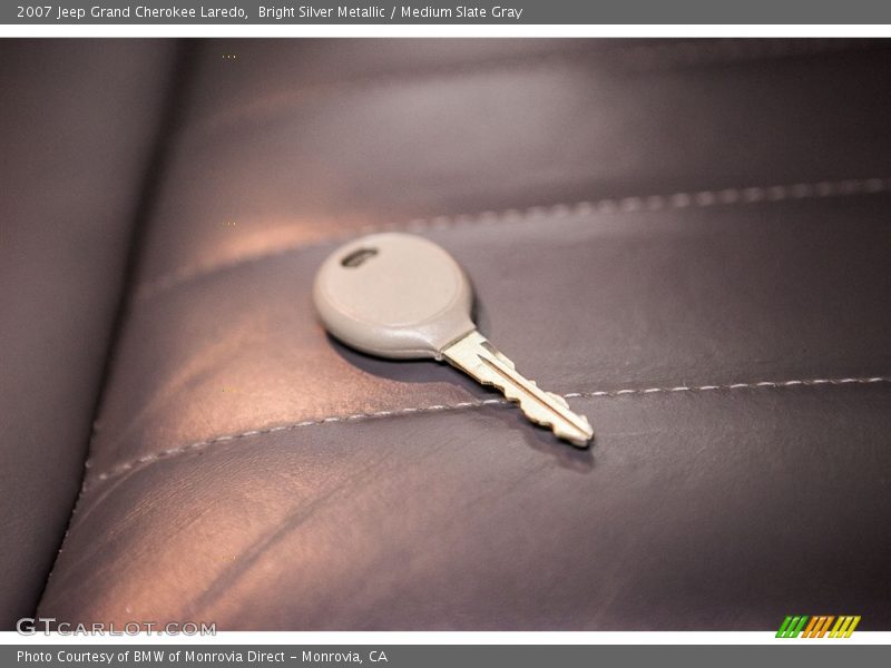 Bright Silver Metallic / Medium Slate Gray 2007 Jeep Grand Cherokee Laredo