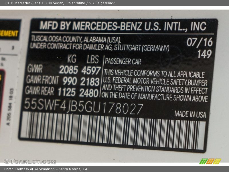 Polar White / Silk Beige/Black 2016 Mercedes-Benz C 300 Sedan