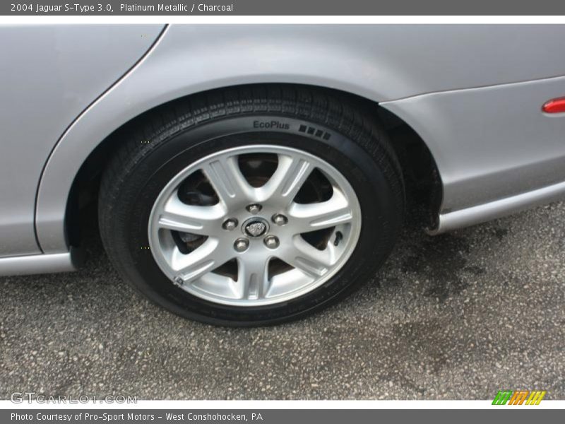 Platinum Metallic / Charcoal 2004 Jaguar S-Type 3.0