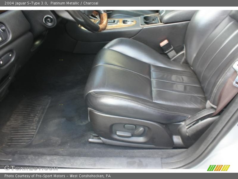 Platinum Metallic / Charcoal 2004 Jaguar S-Type 3.0
