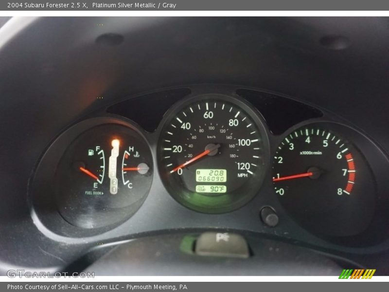 Platinum Silver Metallic / Gray 2004 Subaru Forester 2.5 X