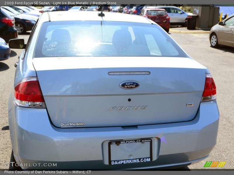 Light Ice Blue Metallic / Medium Stone 2009 Ford Focus SE Sedan