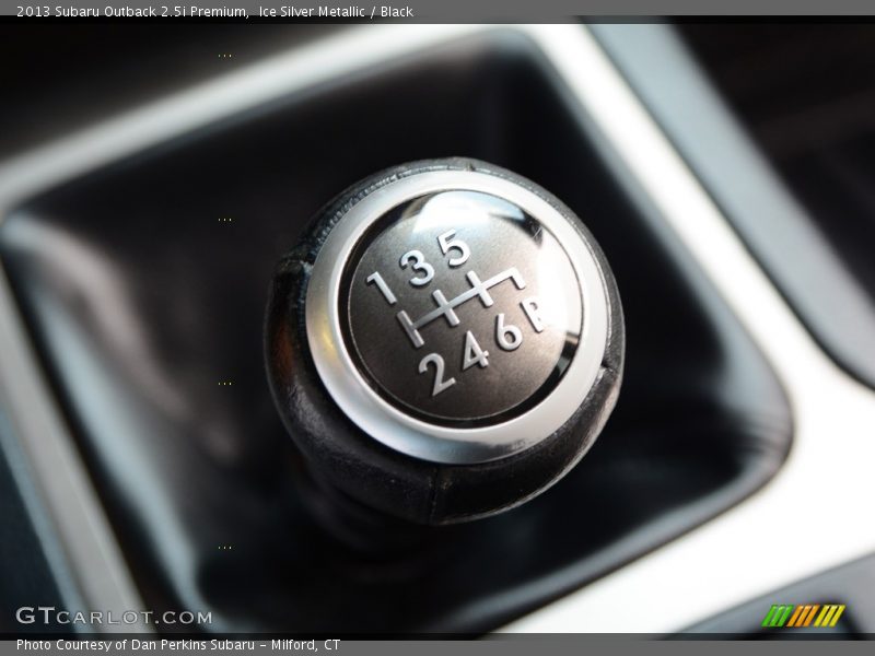 Ice Silver Metallic / Black 2013 Subaru Outback 2.5i Premium