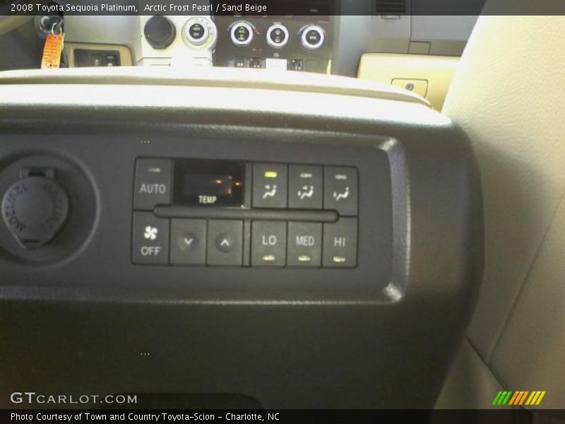 Arctic Frost Pearl / Sand Beige 2008 Toyota Sequoia Platinum
