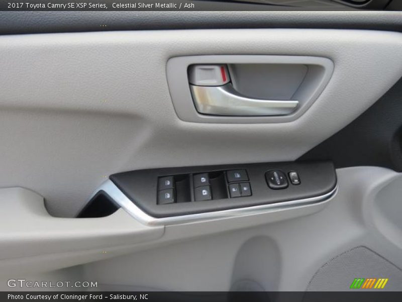Controls of 2017 Camry SE XSP Series